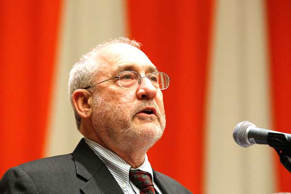 Joseph Stiglitz, Nobel da Economia em 2001