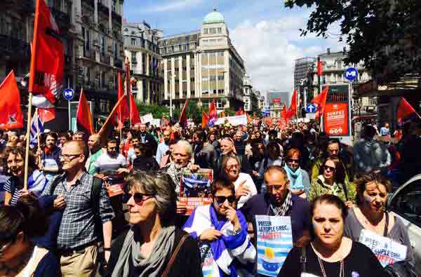Manifestação em Bruxelas - 21 junho 2015. Foto @Giaoutris / Twitter