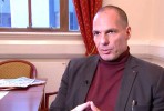Yanis Varoufakis entrevistado pelo Channel 4 britânico