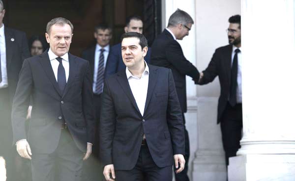 Donald Tusk e Alexis Tsipras em Atenas